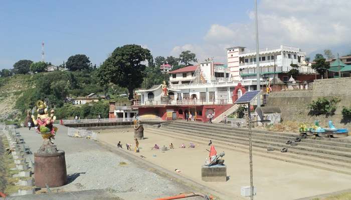 The holy premises of the Chamunda Devi temple, which is among the top must visit places to visit in Mathura.