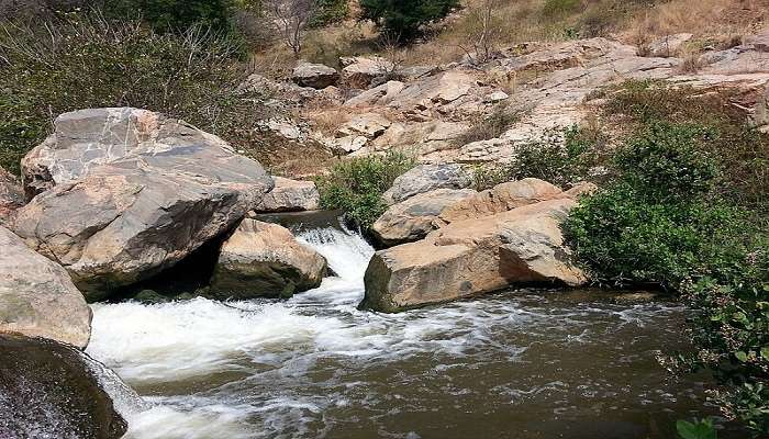 Visit the beautiful Chunchi Falls