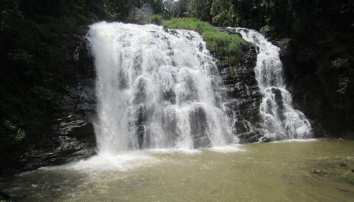 Coorg, one of the tourist favorite hill stations, is one of the best honeymoon places in August in India.