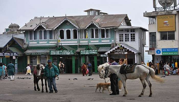 Visit Chowrasta in Darjeeling 