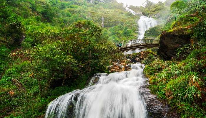 Silver Waterfall - great places to visit