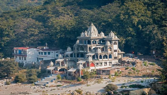 Spiritual Tour in Lansdowne