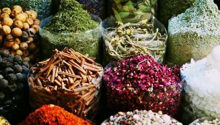 buy traditional spices in Dubai, one of the tourist places in Dubai