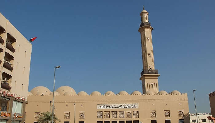 Grand Mosque Bur Dubai, among free things to do in Dubai