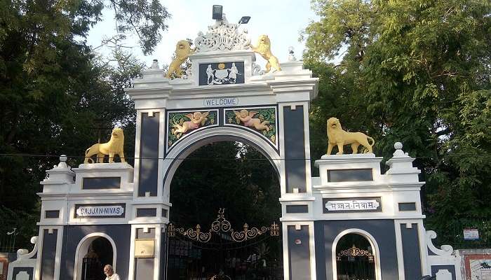  Gulab Bagh And Zoo, places to visit in Udaipur 