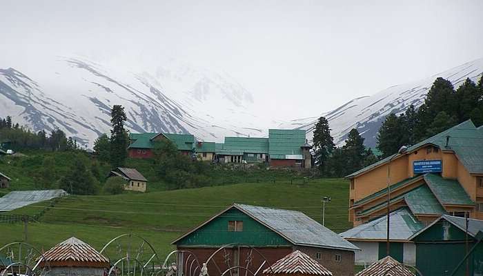 Gulmarg, places to visit in July in India