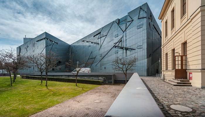A stunning view of Jewish Museum