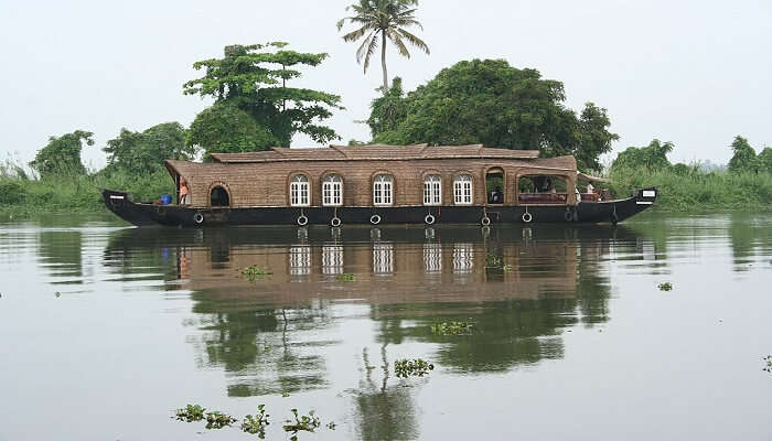Kerala in November: Weather, Events, Places to Visit & Travel Tips
