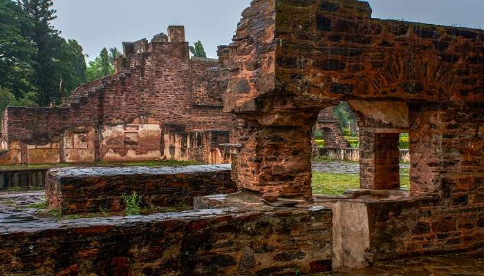Kittur Fort and Palace is one of the most interesting places near Belgaum