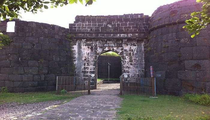 Places to visit near Alibaug- Kolaba Fort