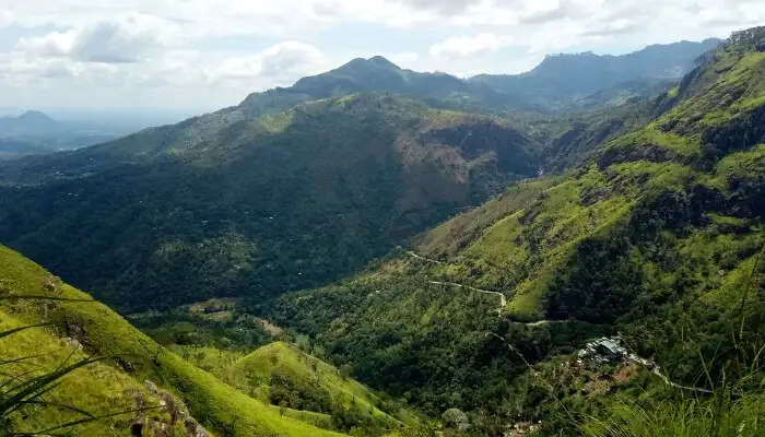 Kudahagala mountain, one of the places to visit in Nuwara Eliya