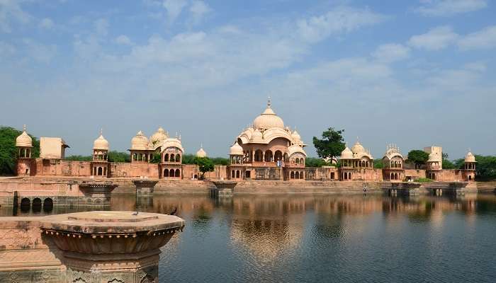 Kusum Sarovar, a historic water reseervoir next to historic sand monuments is one of the must visit places to visit in Mathura.