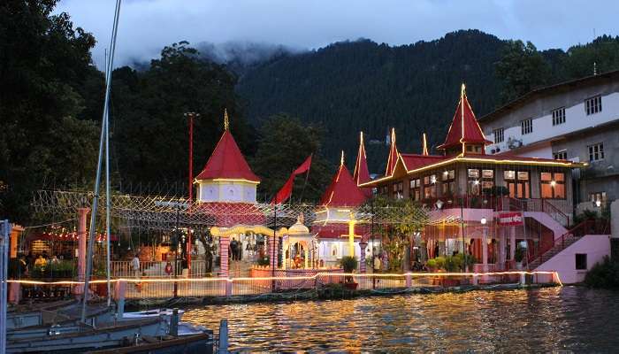 A blissful view of Naina Devi Temple-one of the best places to visit in Nainital