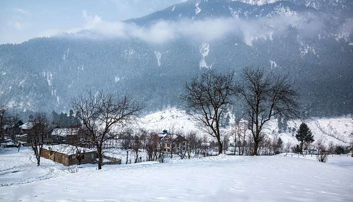 Valleys in Kashmir