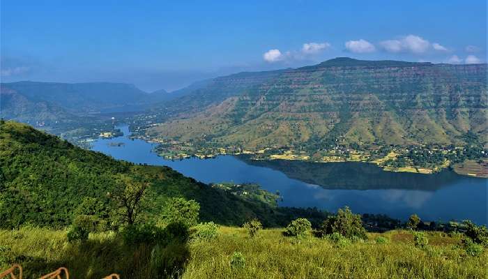 A mesmerising view of Panchgani, one of the best one day picnic spots near Pune in summer