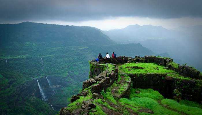 Sightseeing at Rajmachi Fort, things to do in Lonavala