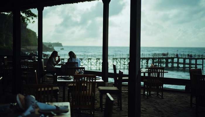 top 10 romantic restaurants  in Goa