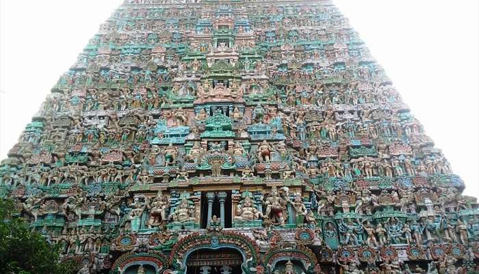 Sarangapani Temple is among the best kumbakonam visiting places