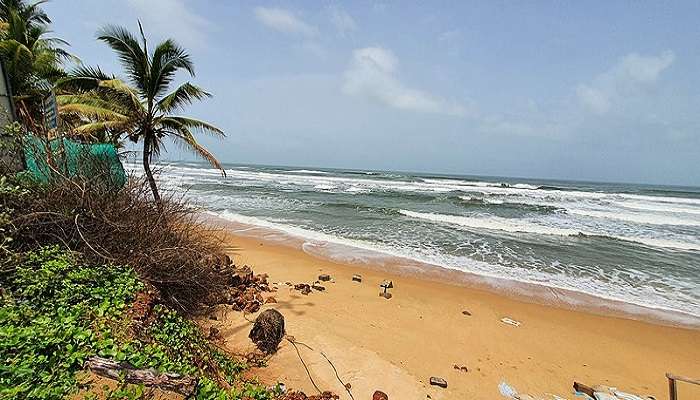 Goa is one of the best tourists places in South India during summer