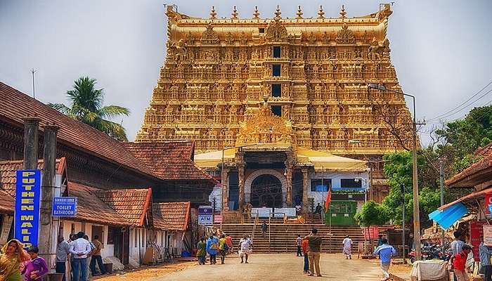 Seek blessings from padmanabhaswamy temple in Thiruvananthapuram 