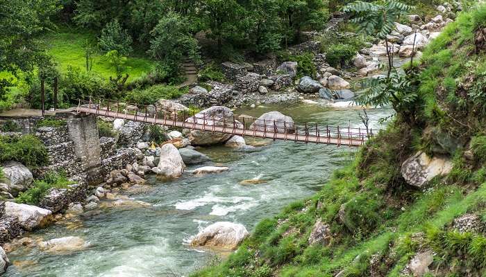 Head to the nature lover's paradise: Tirthan Valley.