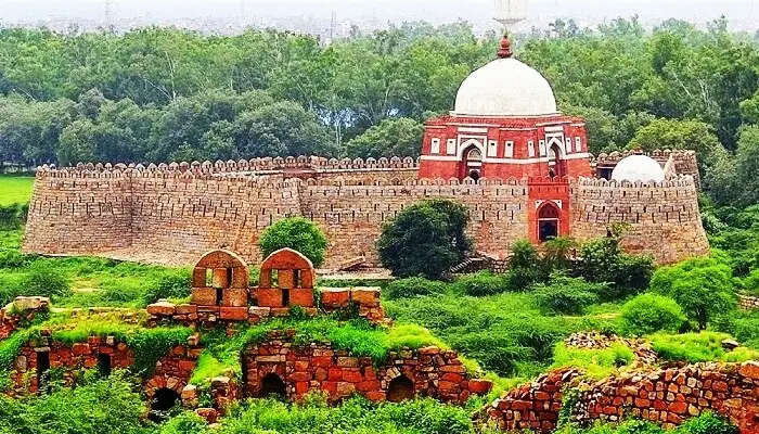 The Tughlaqabad Fort in Delhi, one of the best tourist places in Delhi