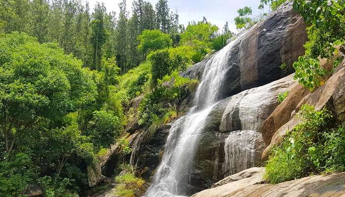 Nallur Waterfalls in Yercaud