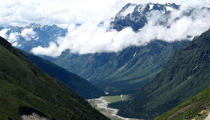  Yumthang Valley, Places To Visit In Gangtok