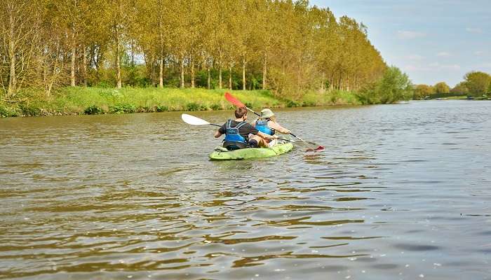 canoing is the best water adventure sports activities in Pondicherry to have fun.