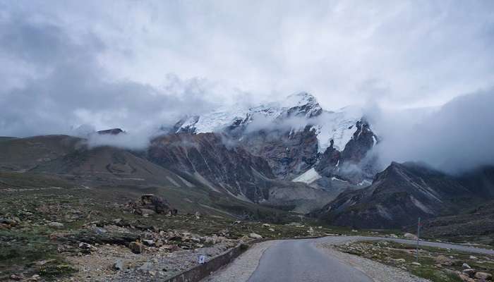 comparison of Manali vs Sikkim