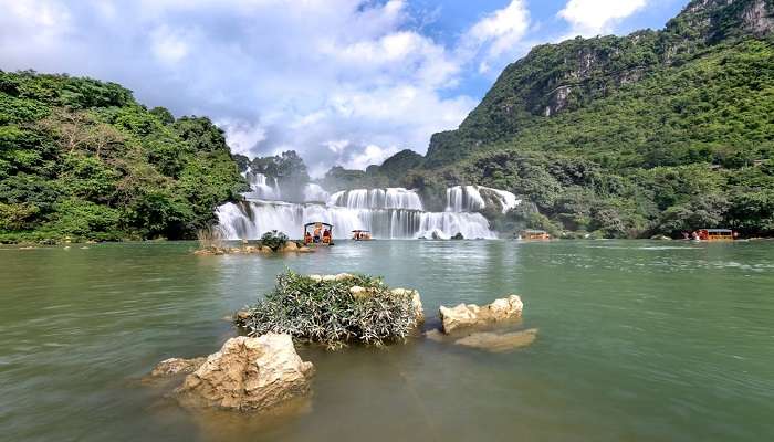 Ban Gioc Waterfall 