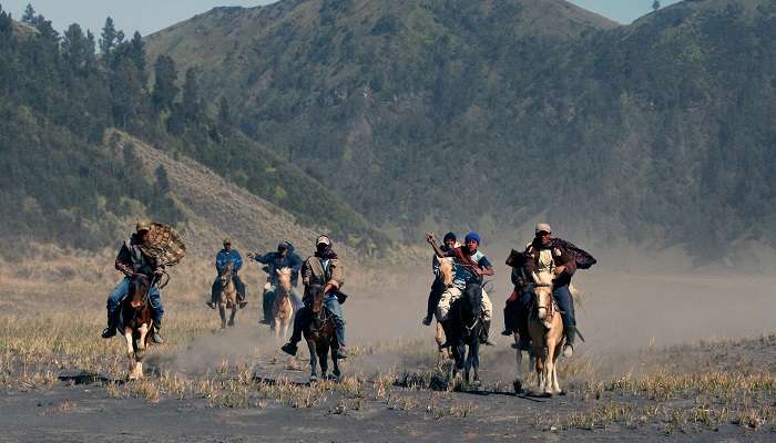 Horse riding while enjoying scenic views is one of the best things to do in Dalhousie.