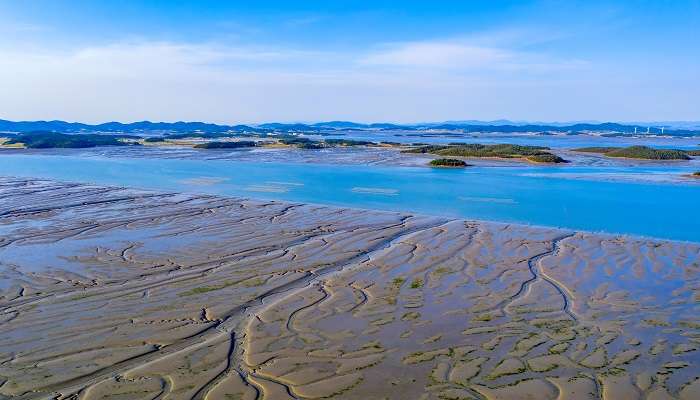 Scenic view of mud flats of the sea near Taepyeong Salt Farm at Jeungdo Island