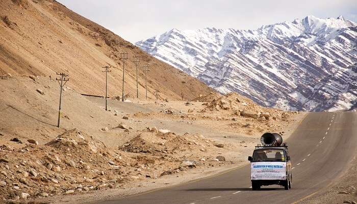 Road Way From Srinagar to Leh