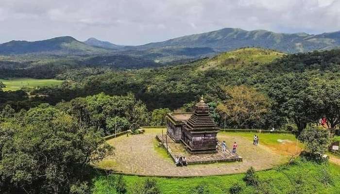 Betta Byraveshwara Temple in Karnataka