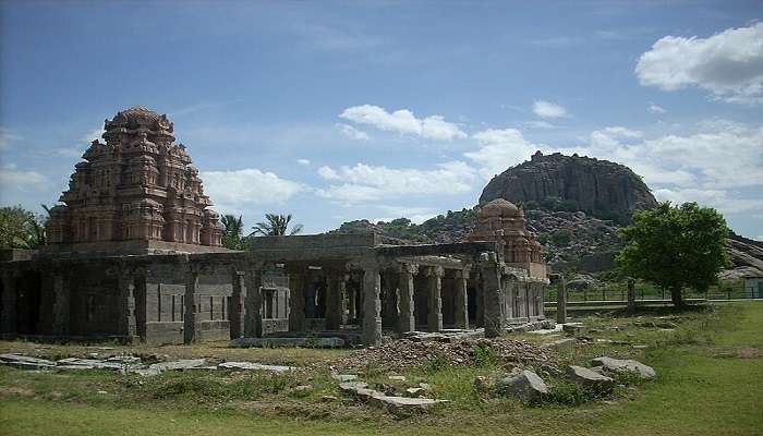 Gingee Fort is one of the best places to visit in Pondicherry