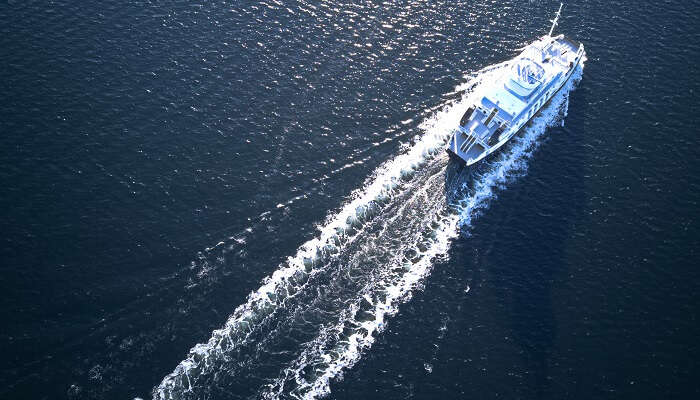 A bird-eye view of a ferry