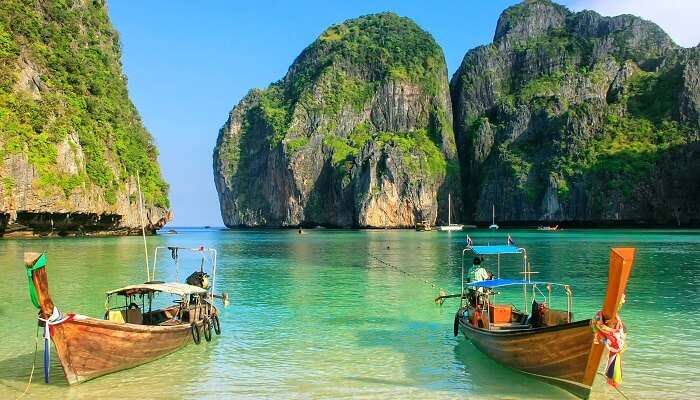 Maya Bay sur l'île de Phi Phi Leh