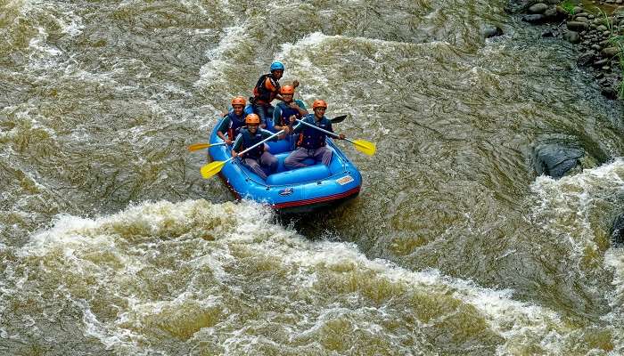 River Rafting is one of the extremely thrilling adventure sports in Himachal Pradesh.