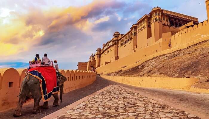 Enjoy an elephant ride at Amer Fort while exploring the best places to visit in Jaipur in 2 days