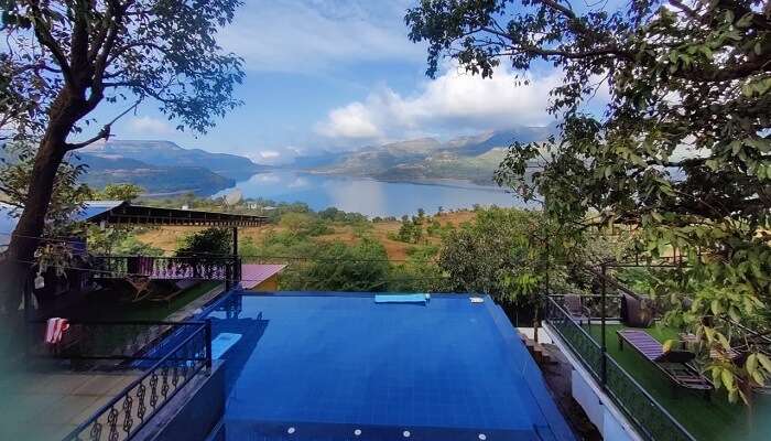 The infinity pool at The Green Gate Resort makes it one of the best resorts in Mulshi for couples