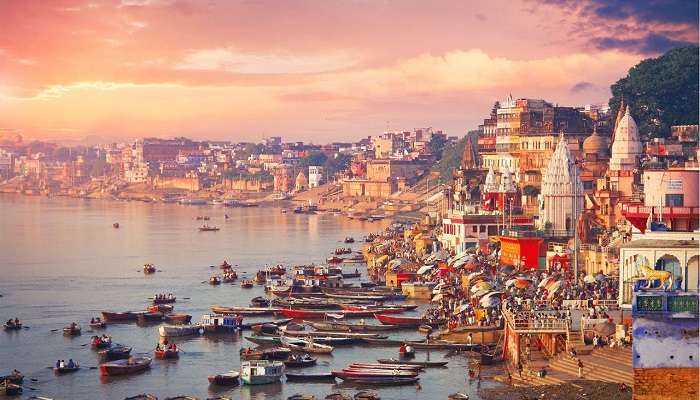 The ghats of the holy city of Varanasi are one of the best places to visit in August in India for all devotees.