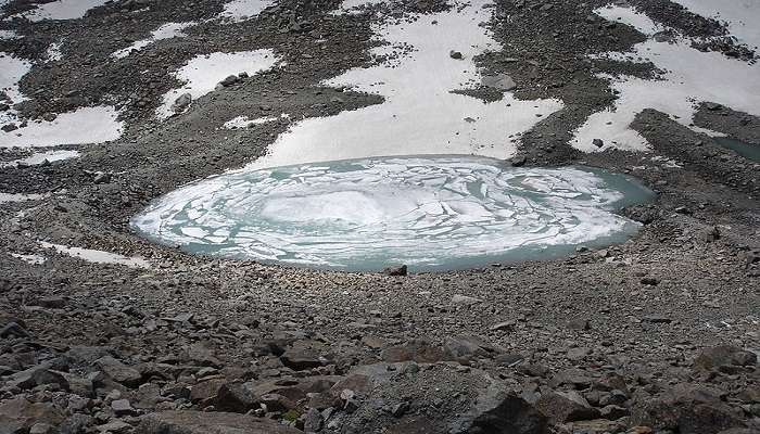 Gauri kund is one of the best places to visit in Uttarakhand