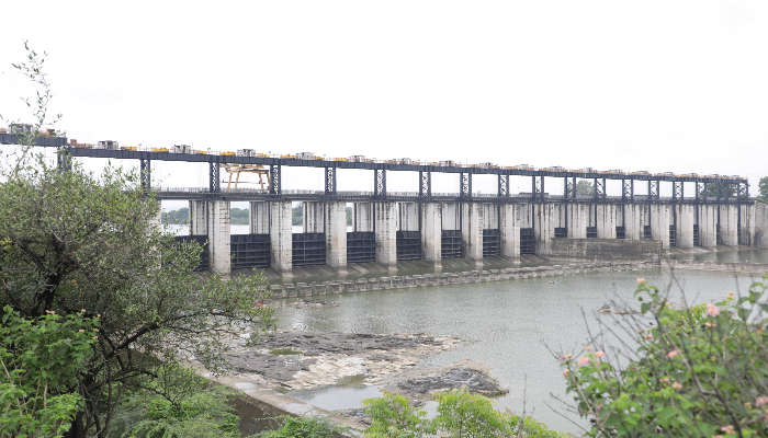 Marvel at Isapur Dam while exploring top places in Nanded