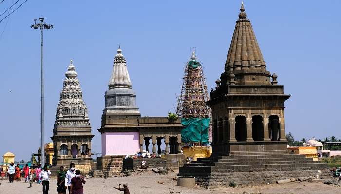 Pundalik Temple dedicated to Lord Vitthal is one of the famous places to visit in Pandharpur.