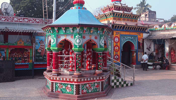 Explore the sacred temples of Remuna while visiting major tourist places in Balasore