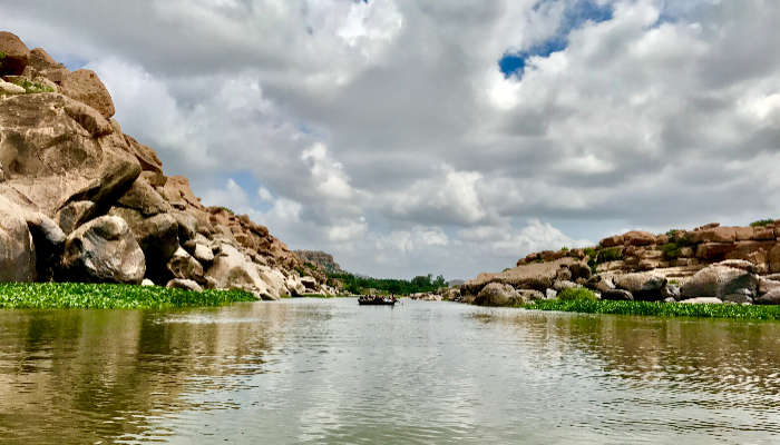 Enjoy some soulful moments at Tungabhadra River Ghats