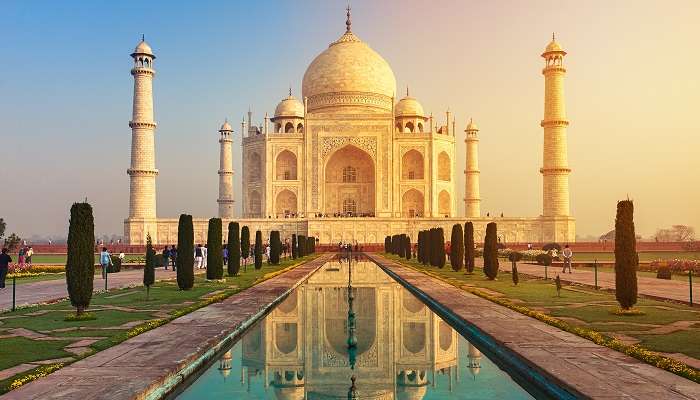Taj Mahal est l'un des meilleur lieux à visiter près de Delhi