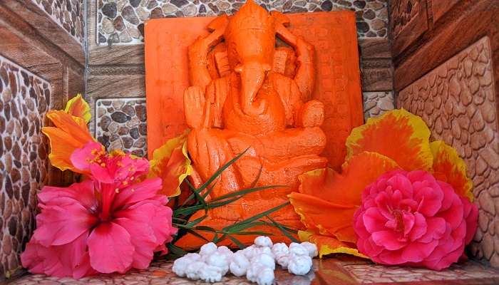 A statue of Lord Ganesha which one should visit at Chintaman Siddha Ganesh Mandir, one of the religious places to visit in Sehore