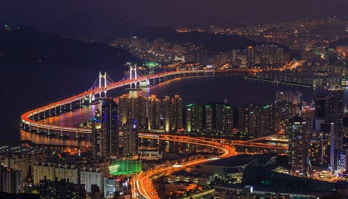 Gwang un Bridge est l'un des meilleur lieux à visiter Corée du Sud. 